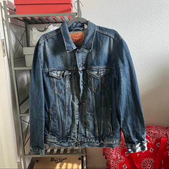 Levis Denim Jacket - Picture 1 of 2